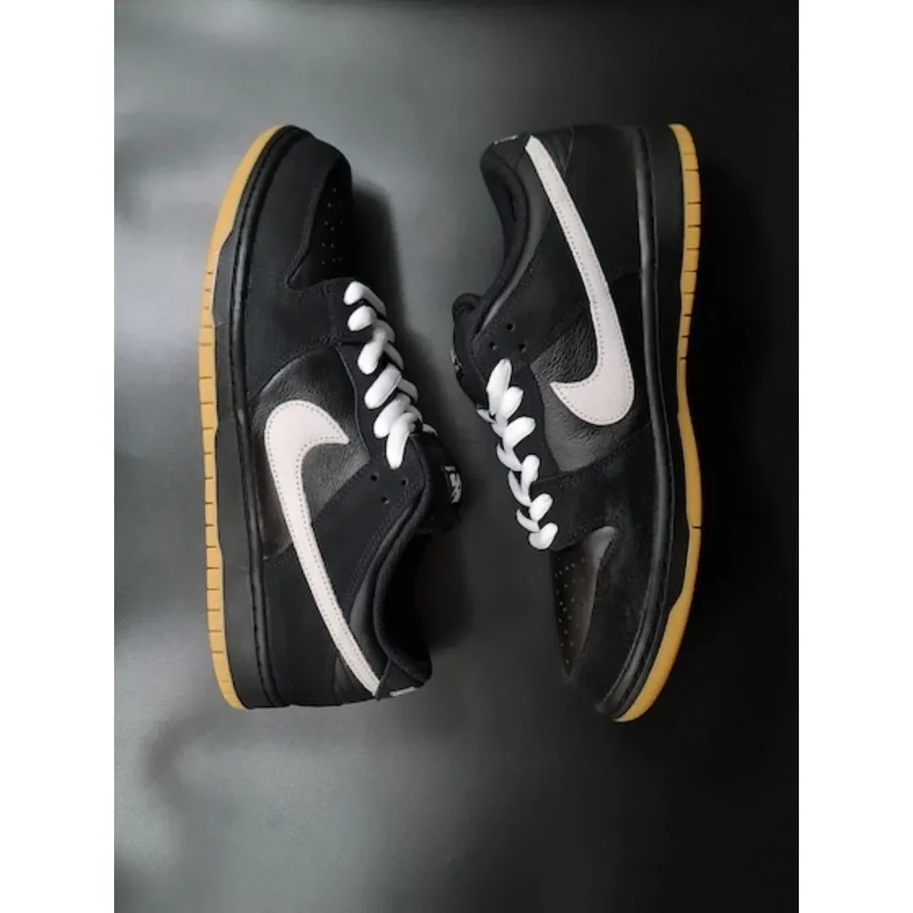 Nike Dunk Low Pro SB Black White Gum. SIZE 11 - HF3704-003